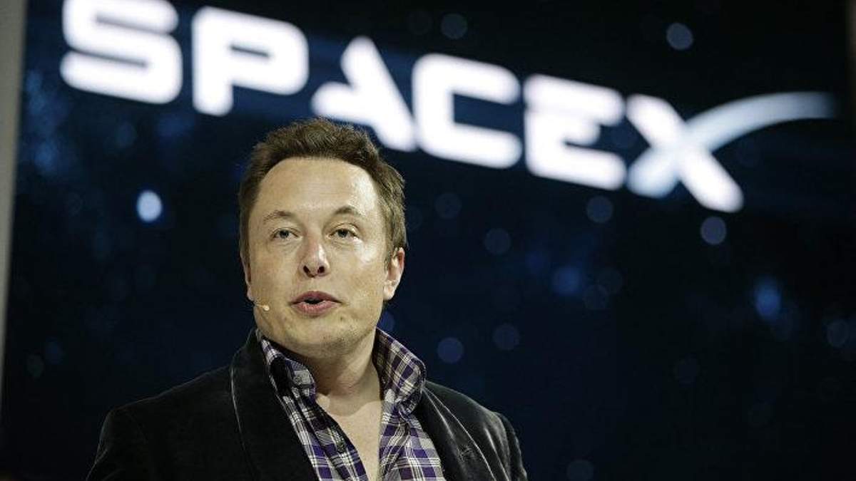 Илон Маск удалил страницу SpaceX и Tesla в Facebook Илон Маск удалил страницу SpaceX и Tesla в Facebook