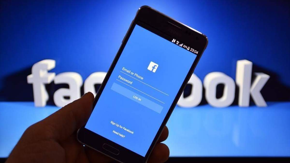 Facebook потерял 58 миллиардов долларов за неделю Facebook потерял 58 миллиардов долларов за неделю