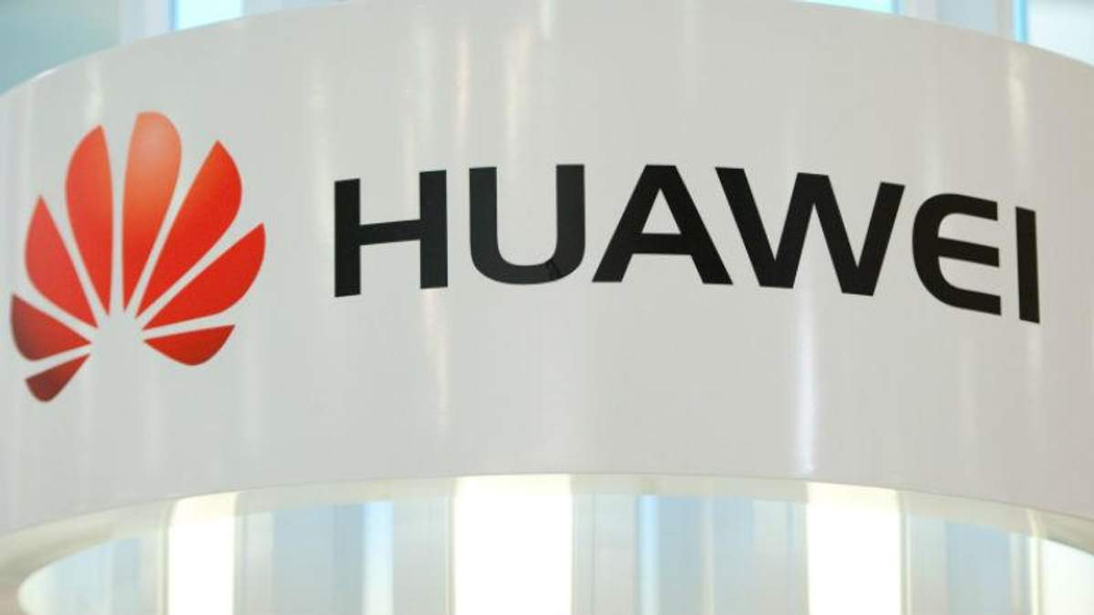 Huawei готовит новый смартфон Huawei готовит новый смартфон
