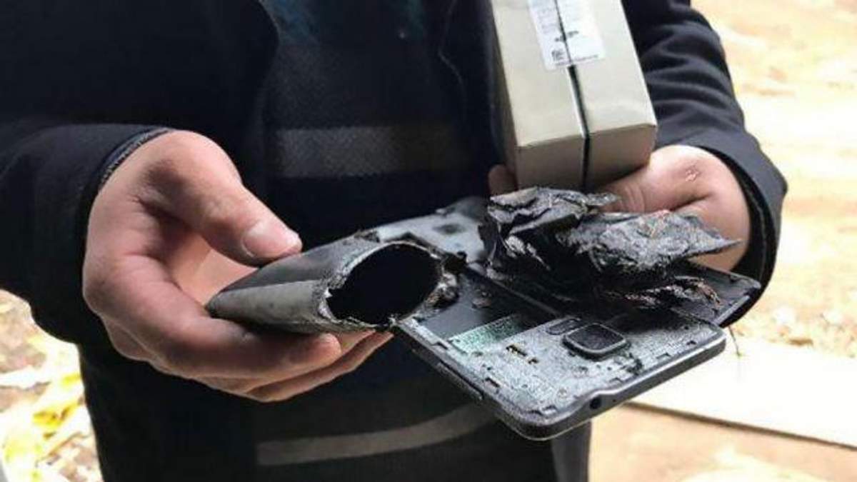 У Китаї вибухнув смартфон Galaxy Note 4 У Китаї вибухнув смартфон Galaxy Note 4