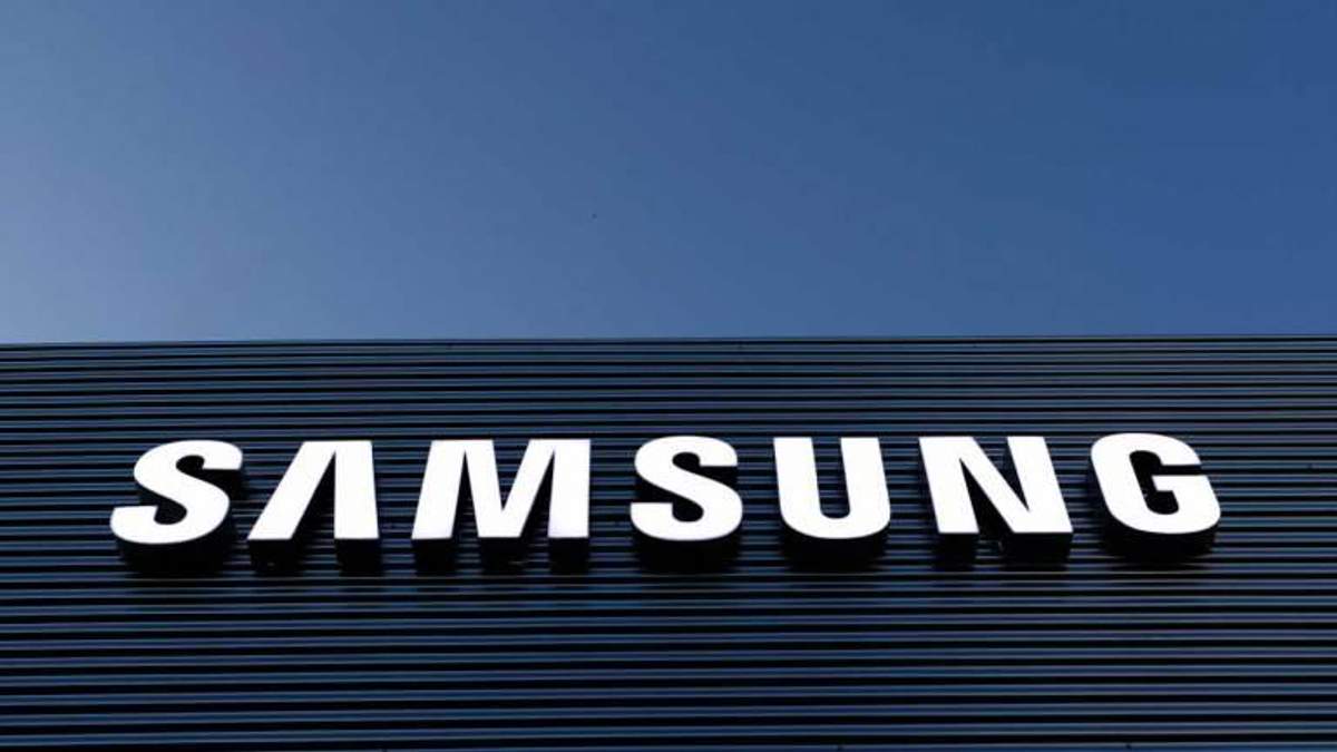Samsung может снизить стоимость своих смартфонов: в чем причина Samsung может снизить стоимость своих смартфонов: в чем причина