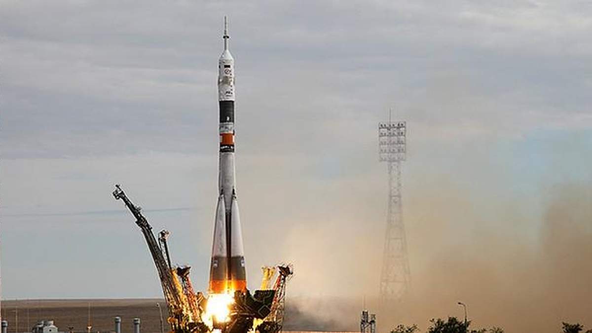 Ракета-носій "Союз" потрапила в аварію Ракета-носій "Союз" потрапила в аварію