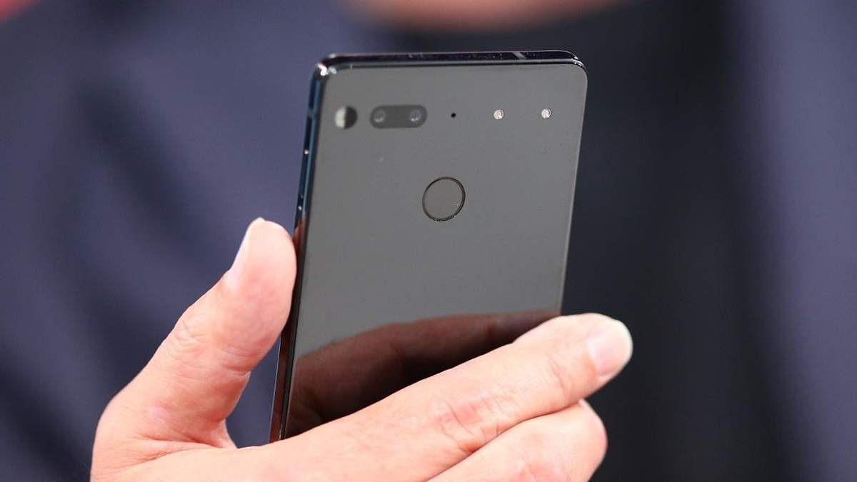 Essential працює над новим неймовірним смартфоном Essential працює над новим неймовірним смартфоном