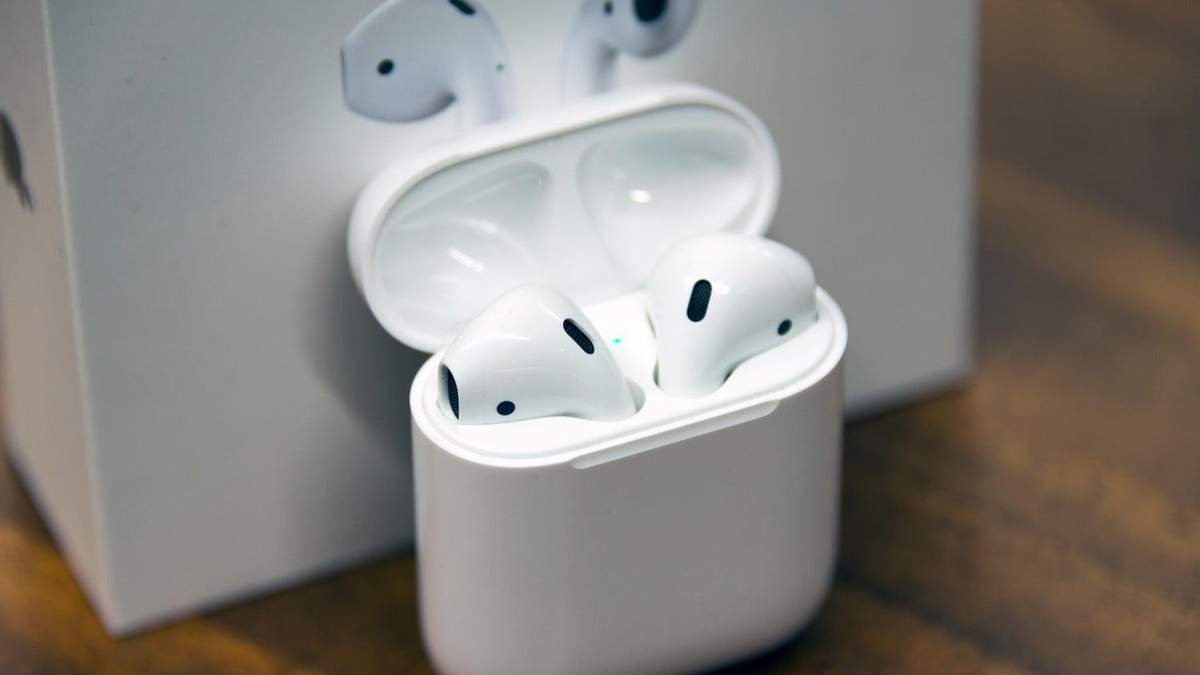 AirPods AirPods