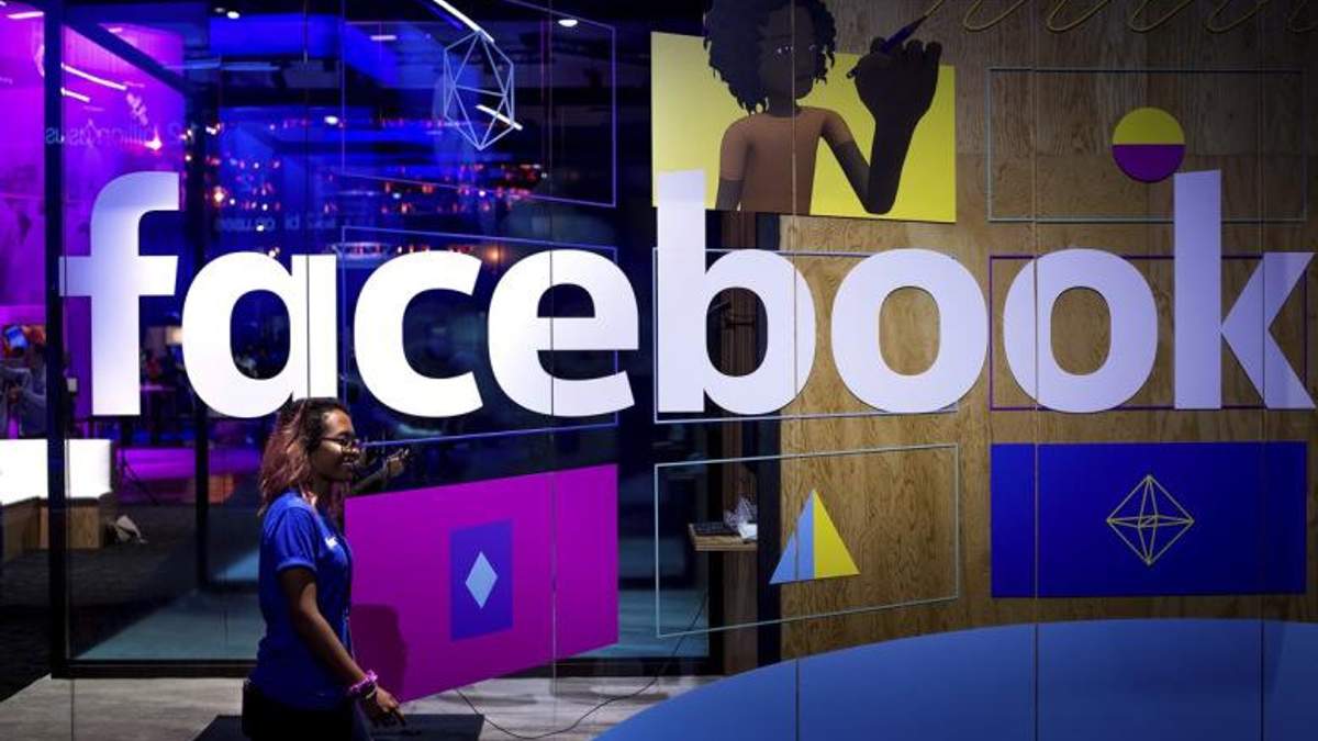 Facebook шукає менеджера з публічної політики в Україні Facebook шукає менеджера з публічної політики в Україні