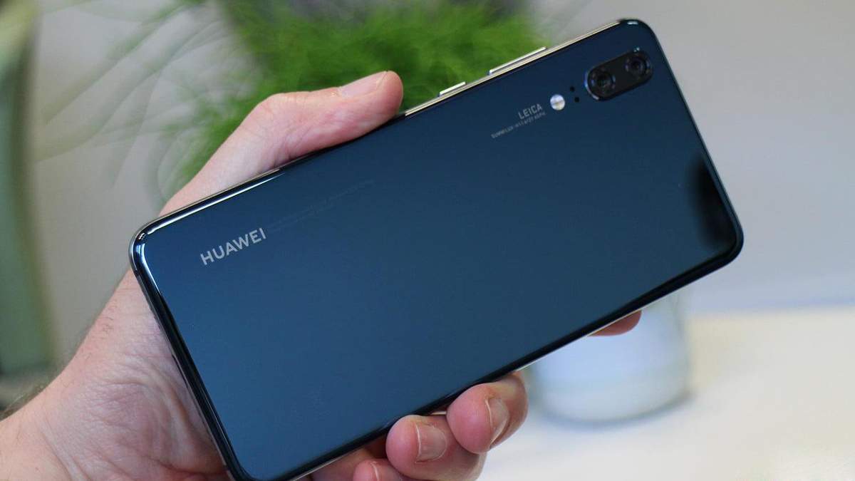 Як виглядає Huawei P20 після падіння з 50 метрів: фото Як виглядає Huawei P20 після падіння з 50 метрів: фото