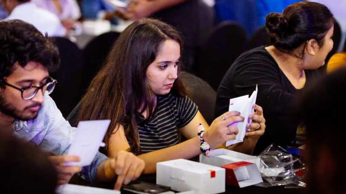 OnePlus 6T потрапив до книги рекордів Гіннеса OnePlus 6T потрапив до книги рекордів Гіннеса