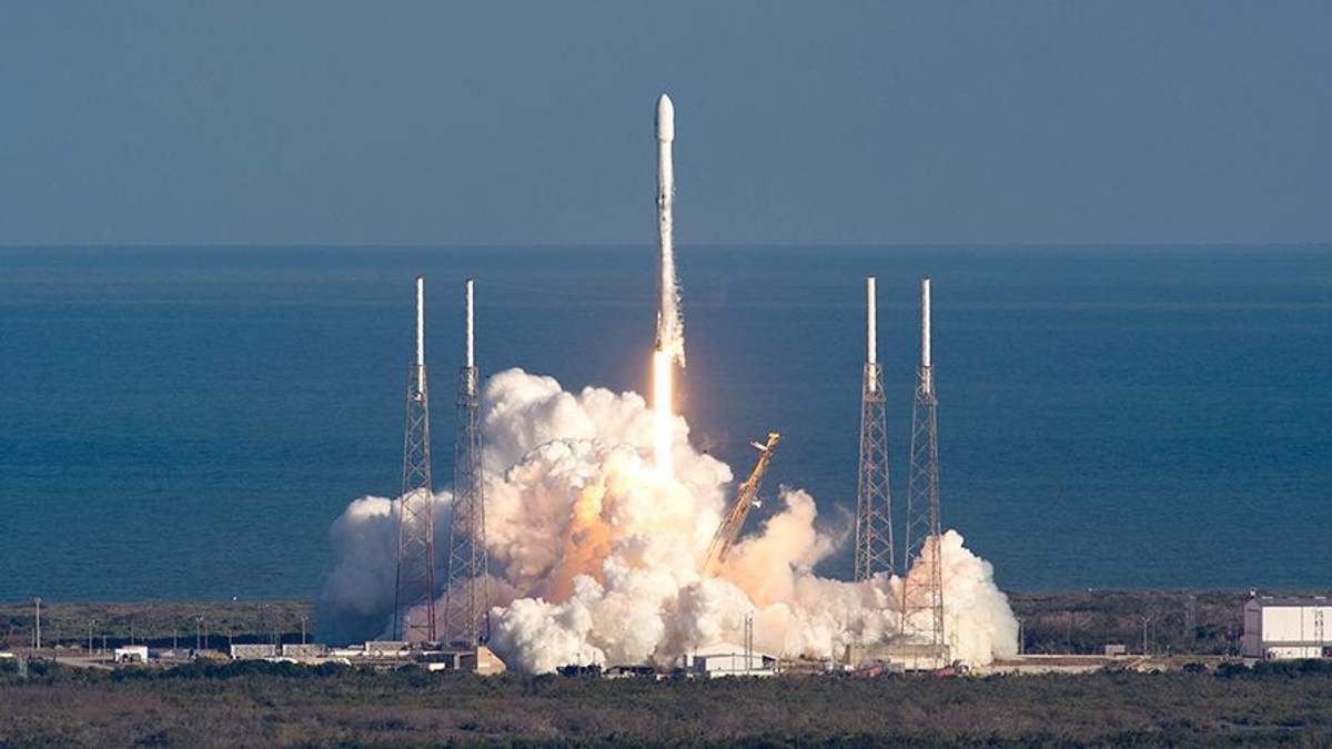 Запуск Falcon 9 Запуск Falcon 9