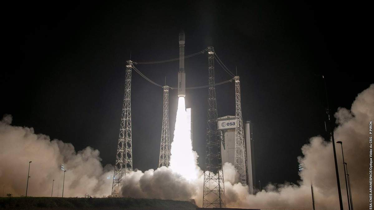 Запуск ракеты Vega Запуск ракеты Vega