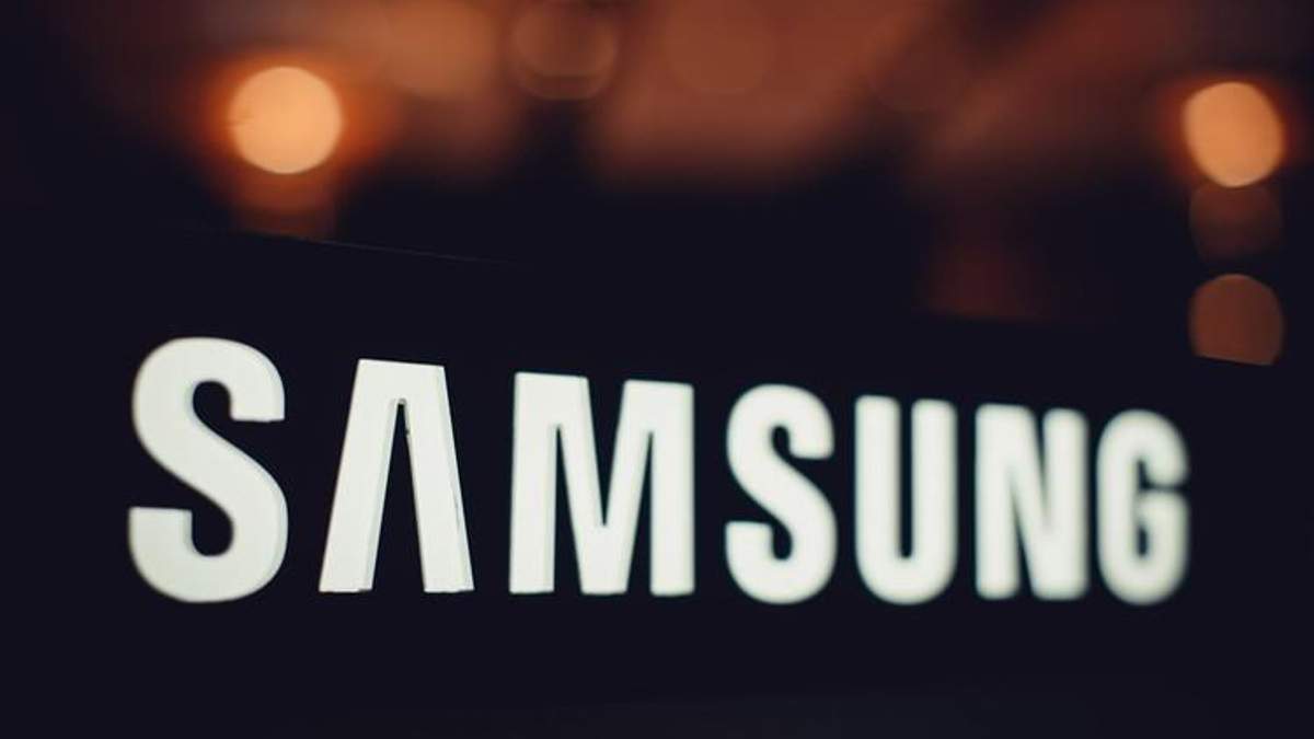 Деталі про Samsung Galaxy S10 Деталі про Samsung Galaxy S10