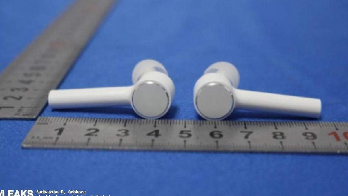 Xiaomi Mi True Wireless Earphones Xiaomi Mi True Wireless Earphones