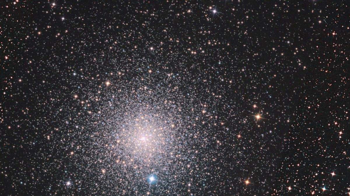 Телескоп Hubble відкрив найменшу галактику Телескоп Hubble відкрив найменшу галактику