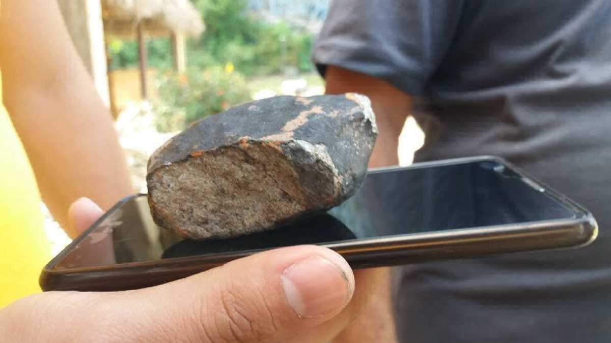 На Кубе упал метеорит На Кубе упал метеорит