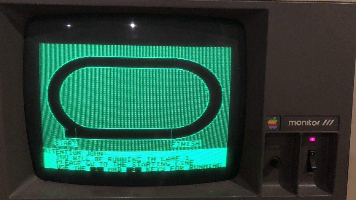 Apple IIe до сих пор работает Apple IIe до сих пор работает