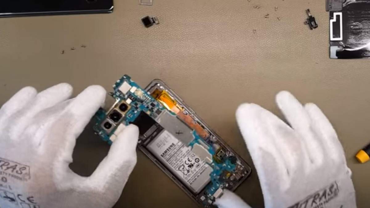 Samsung Galaxy S10 + Samsung Galaxy S10 +