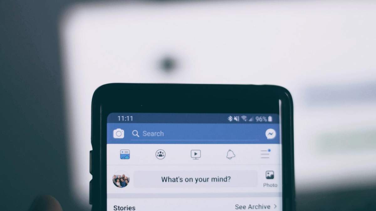 Facebook буде боротись з сенсаційними заявами про здоров’я Facebook буде боротись з сенсаційними заявами про здоров’я