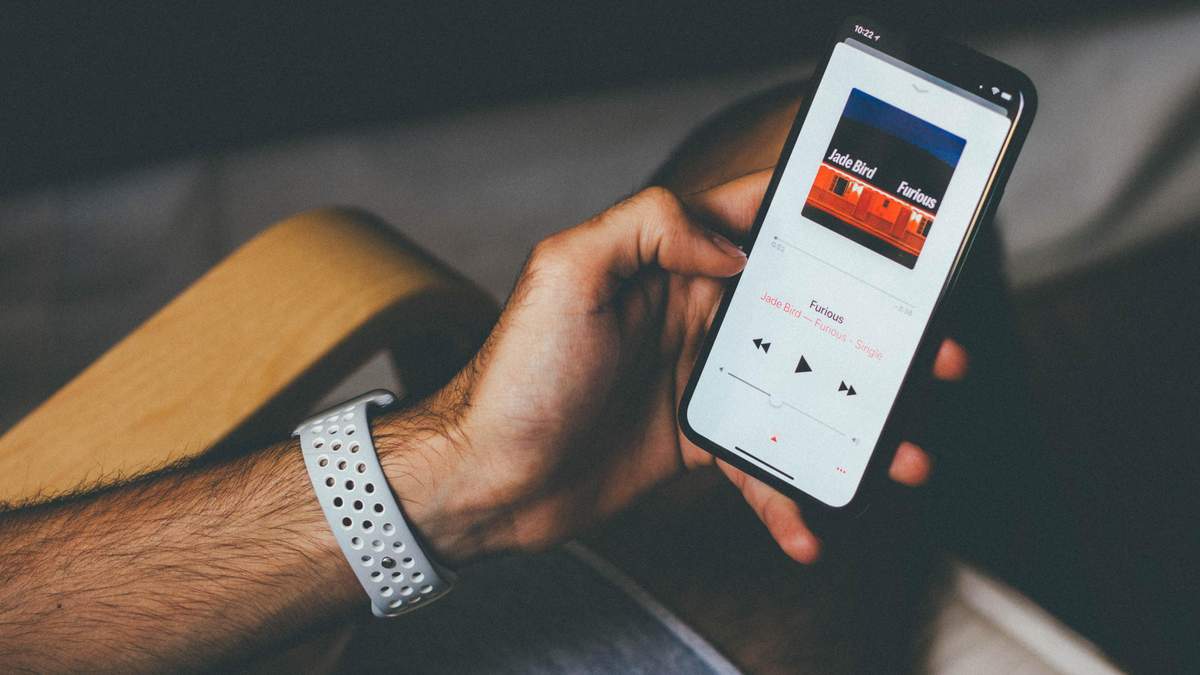 iPhone научились "выравнивать" взгляд во время видеовызова iPhone научились "выравнивать" взгляд во время видеовызова