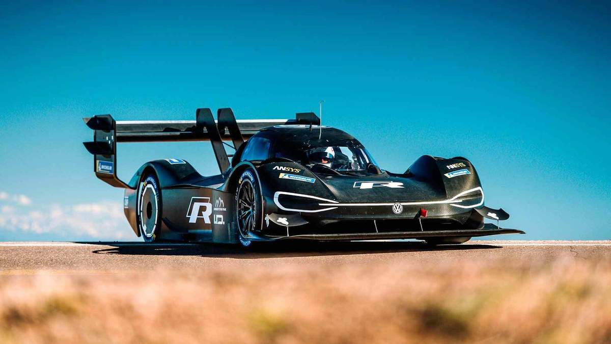 Volkswagen ID R побил 20-летний рекорд скорости Volkswagen ID R побил 20-летний рекорд скорости