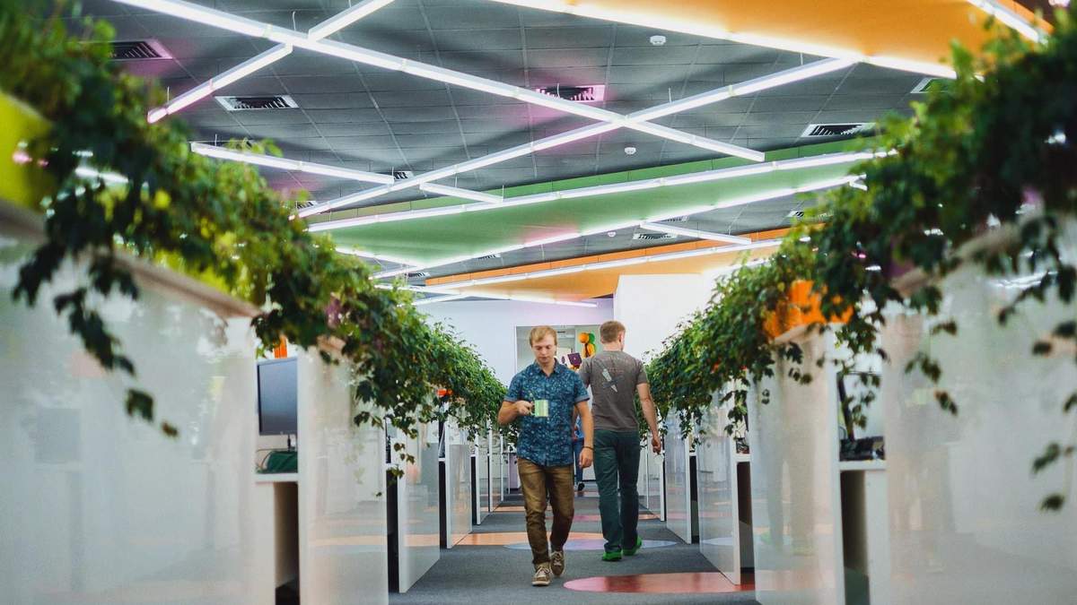Крупнейшей IT-компанией Украины является EPAM Крупнейшей IT-компанией Украины является EPAM