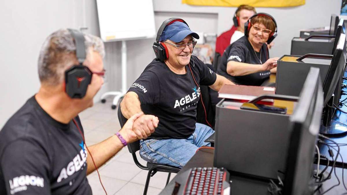 Киберспорт вне возраста: провели тренировку первой в Украине команды по CS:GO возрастом 55+ Киберспорт вне возраста: провели тренировку первой в Украине команды по CS:GO возрастом 55+