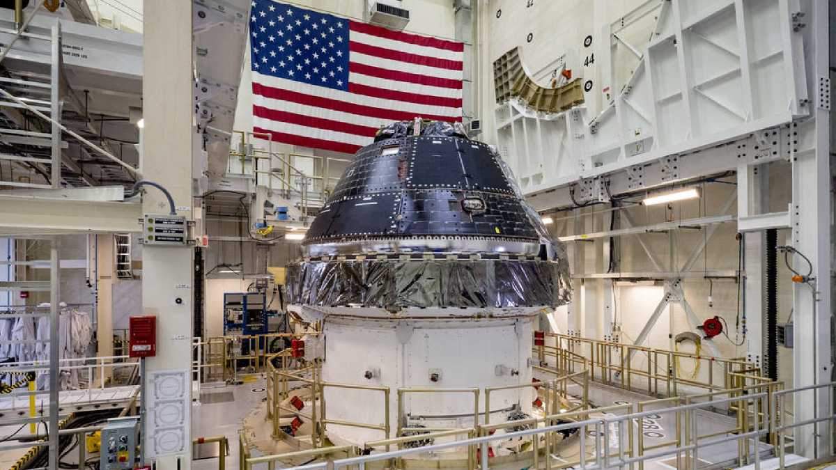 NASA выделило деньги для строительства лунных кораблей NASA выделило деньги для строительства лунных кораблей