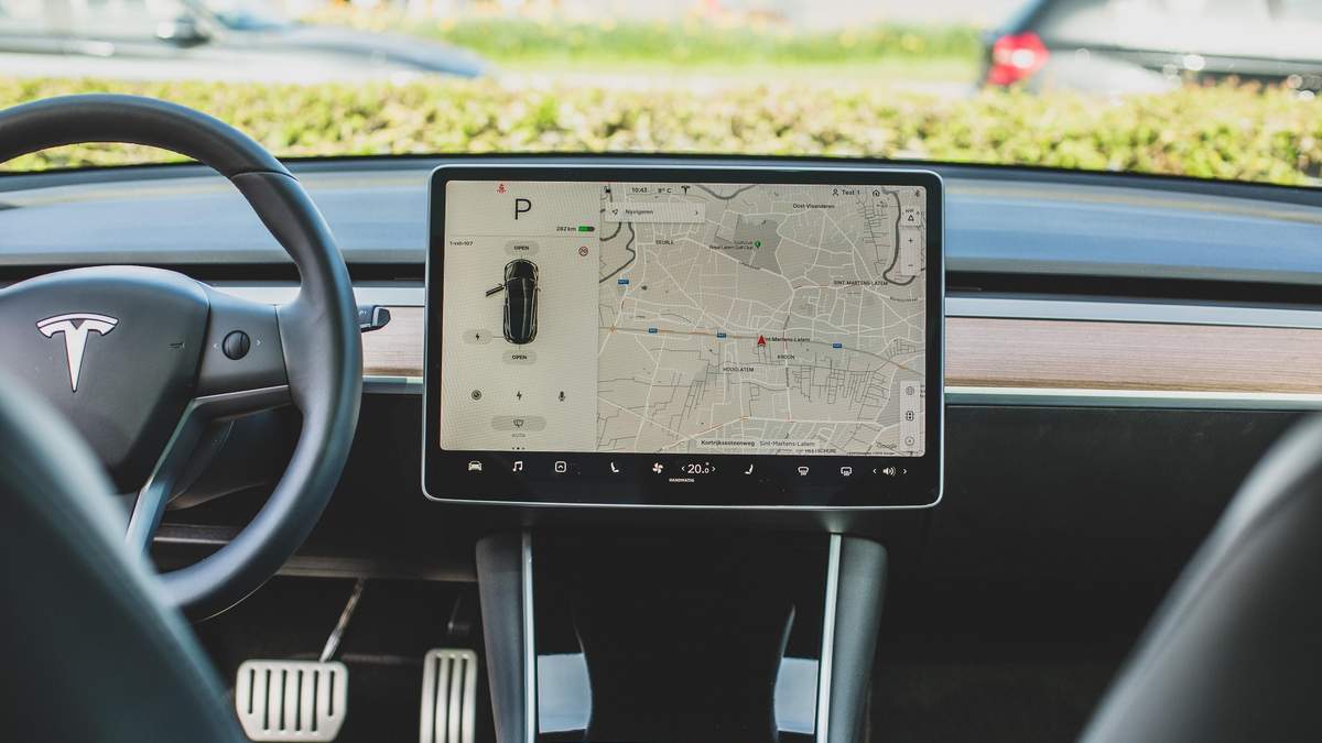 Tesla приобрела стартап DeepScale Tesla приобрела стартап DeepScale