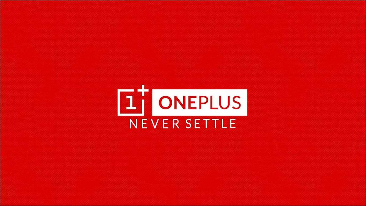 OnePlus 8 Pro засвітився на живому фото OnePlus 8 Pro засвітився на живому фото