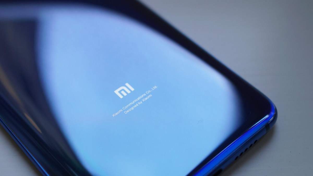 Xiaomi запатентувала новий гнучкий смартфон Xiaomi запатентувала новий гнучкий смартфон