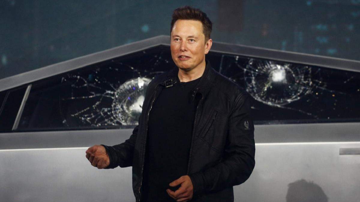 Илон Маск на презентации Tesla Cybertruck Илон Маск на презентации Tesla Cybertruck
