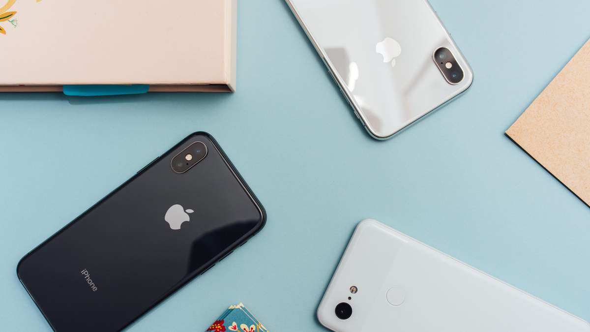 iPhone 12 получат гибкие дисплеи iPhone 12 получат гибкие дисплеи