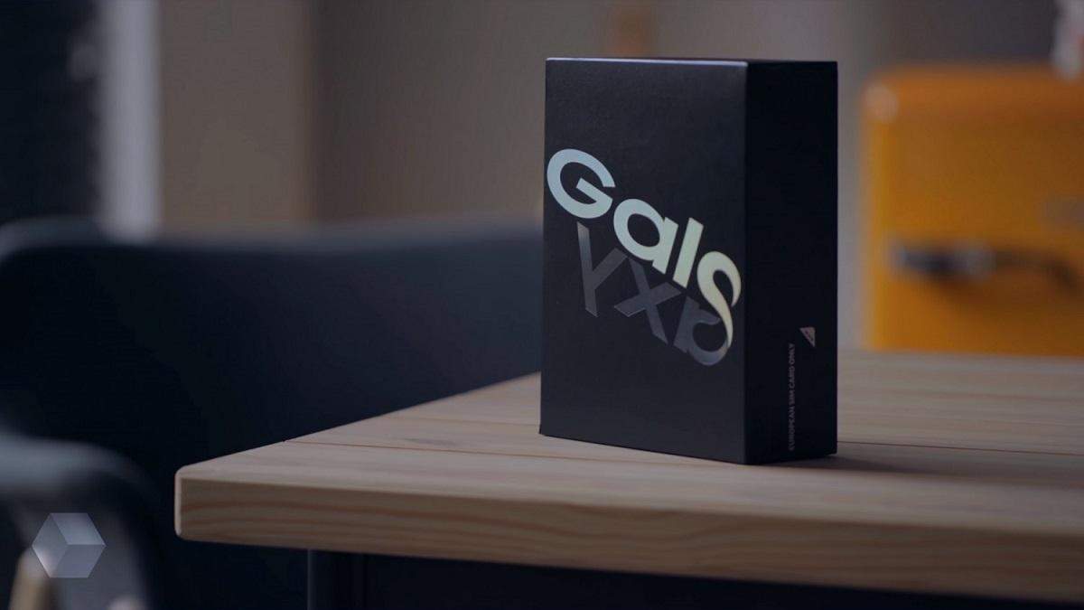 "Живые" фото Samsung Galaxy Fold 2 "Живые" фото Samsung Galaxy Fold 2
