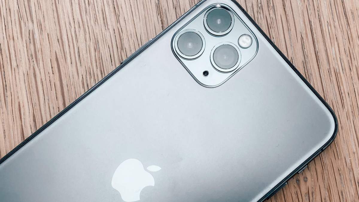 Главный поставщик камер для iPhone приостановил свою работу Главный поставщик камер для iPhone приостановил свою работу