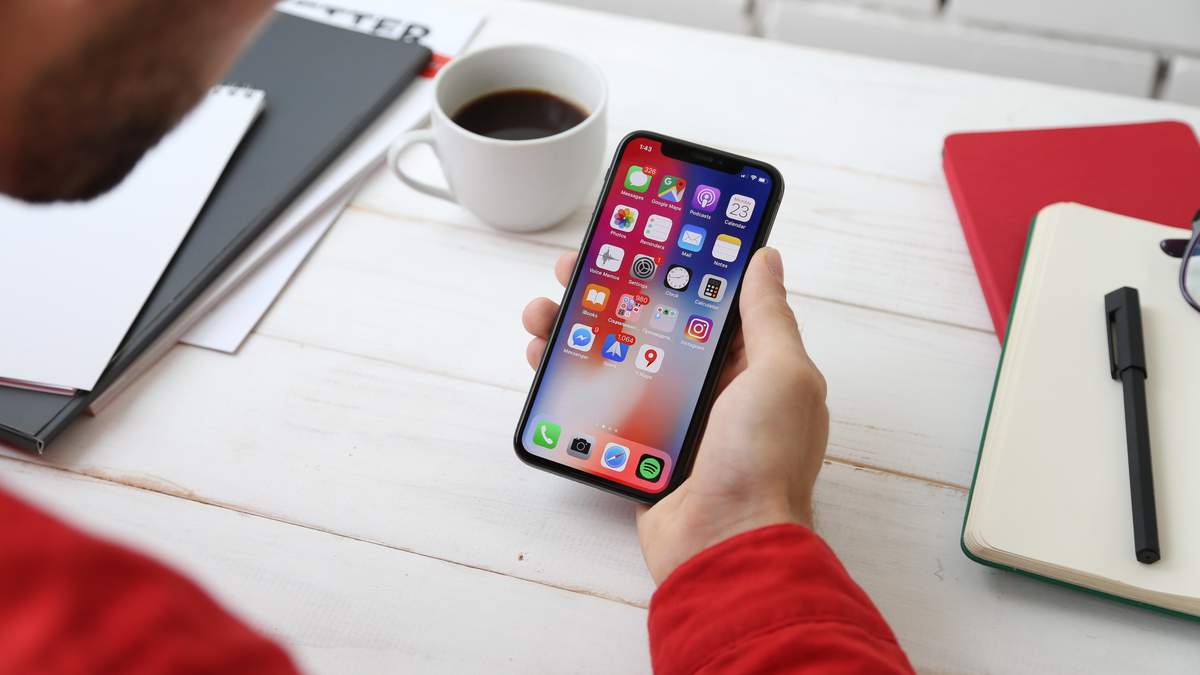 Apple не заборонятиме більше спливаючі push-сповіщення Apple не заборонятиме більше спливаючі push-сповіщення