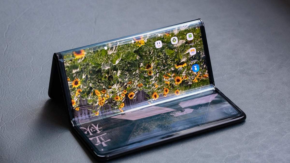 Новый смартфон TCL Новый смартфон TCL