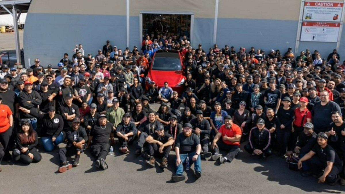 Миллионным автомобилем Tesla стала Model Y Миллионным автомобилем Tesla стала Model Y
