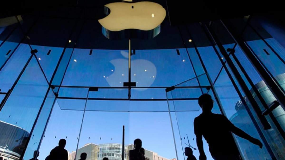 Apple на 2 недели закрывает магазины во всем мире Apple на 2 недели закрывает магазины во всем мире