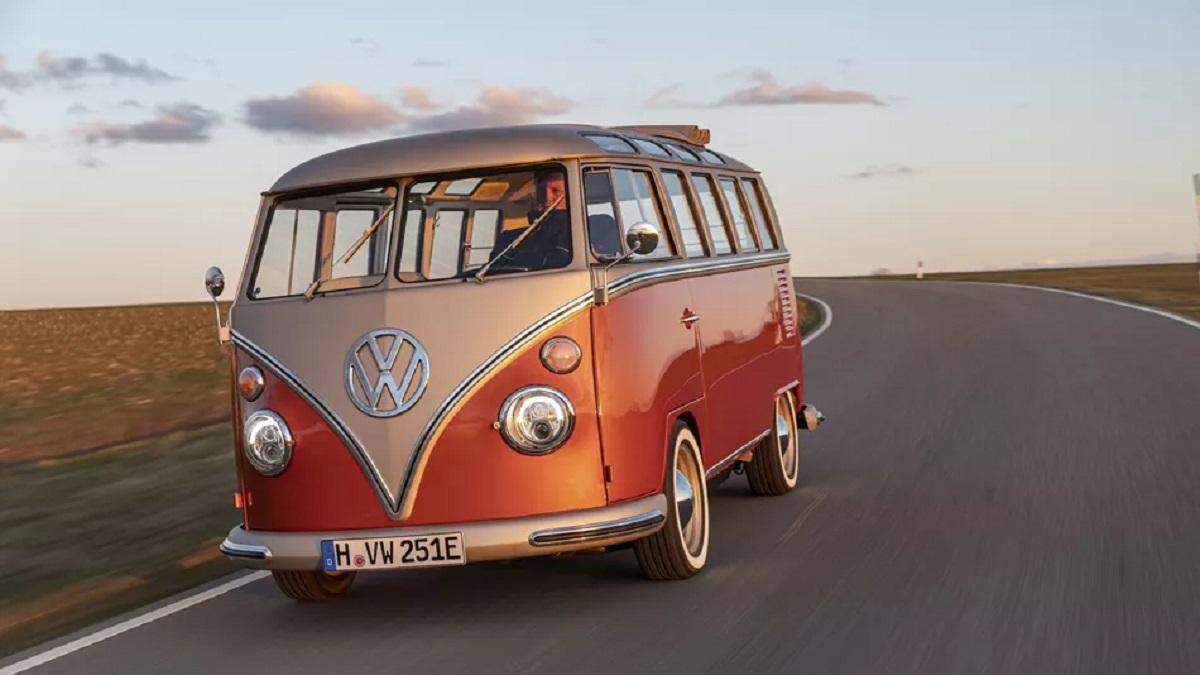 Мікроавтобус e-BULLI T1 Samba Мікроавтобус e-BULLI T1 Samba