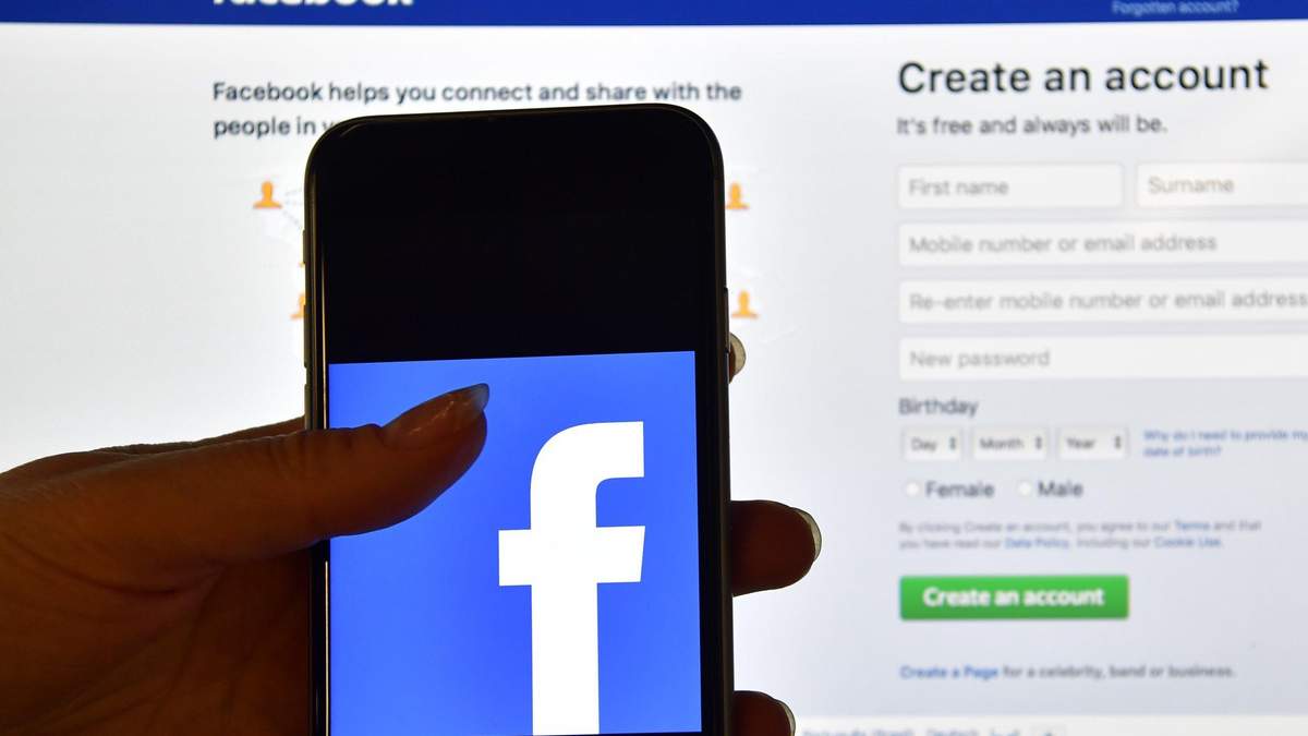 Facebook почав боротьбу з фейками в Україні Facebook почав боротьбу з фейками в Україні