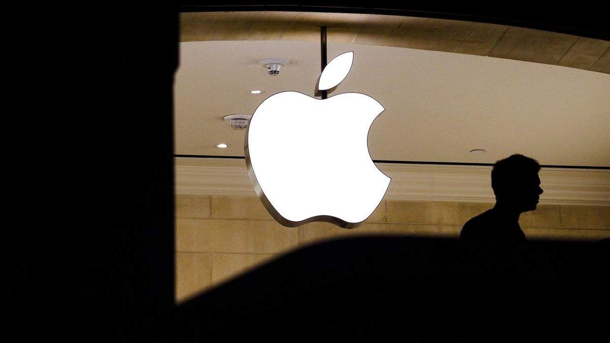 Apple повертає працівників в офіси Apple повертає працівників в офіси