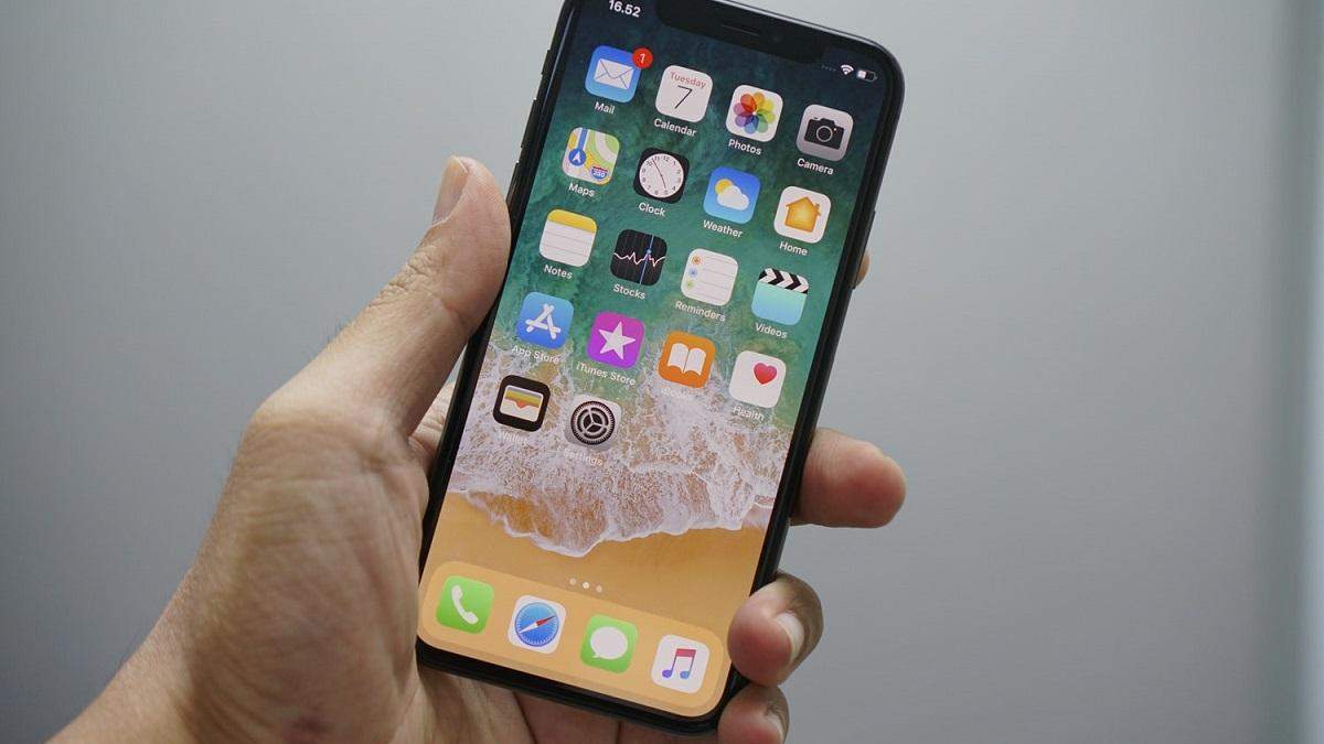 iPhone iPhone