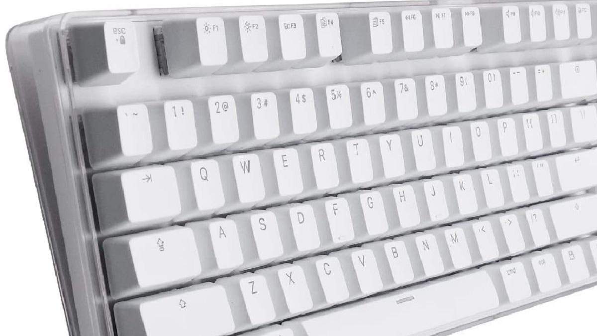 Apple взялась за улучшение механической клавиатуры Apple взялась за улучшение механической клавиатуры
