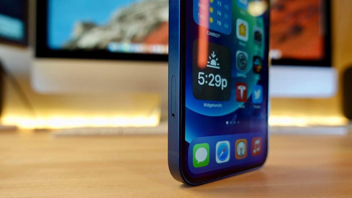 Оновлення iOS 14.2.1 виправило помилку з екраном iPhone 12 mini Оновлення iOS 14.2.1 виправило помилку з екраном iPhone 12 mini